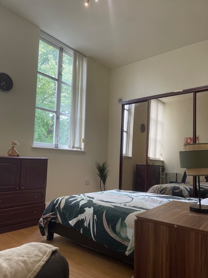 3 Bed Flat, Beech Street, L7
