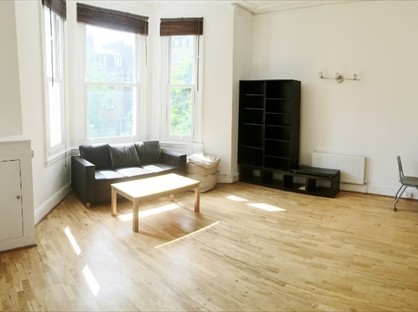 1 Bed Flat, Redcliffe Gardens, SW10