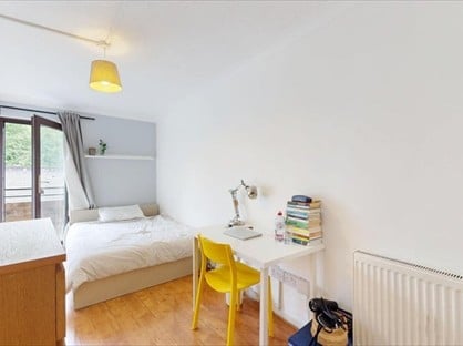 Room in a Shared Flat, Carrol Close, NW5