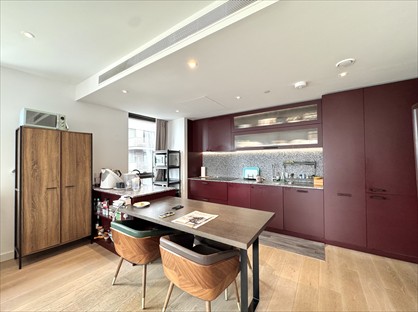 3 Bed Flat, Viaduct Gardens, SW11