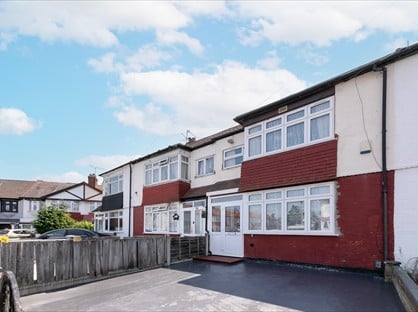 3 Bed Terraced House, Orpington Gardens, N18
