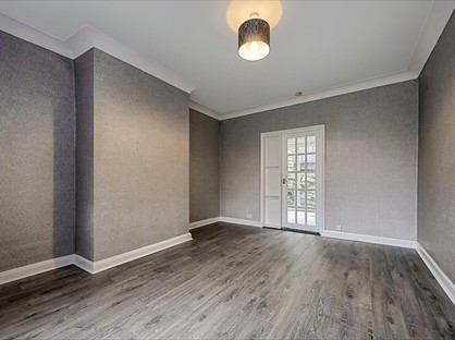 3 Bed Terraced House, Sunnybank Drive, HX6