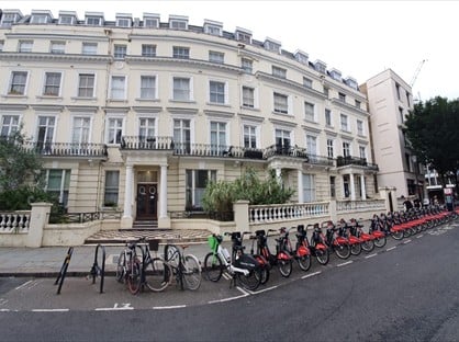 1 Bed Flat, Pembridge Gardens, W2