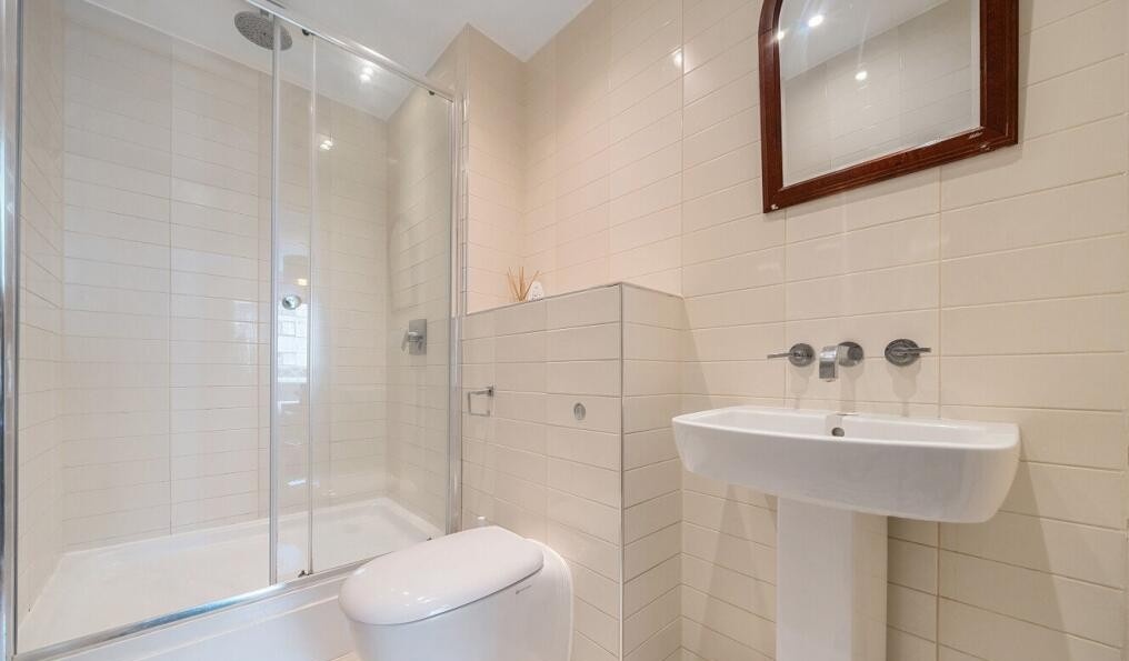 Additional image 5 of 2 Bed Flat, Falcon Drive, CF10, N1 7GU