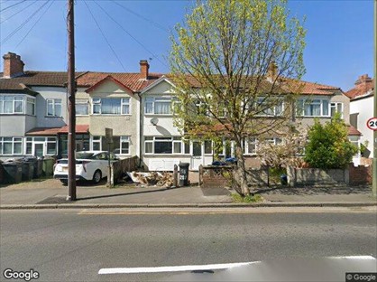 3 Bed Terraced House, Grove Road, CR4