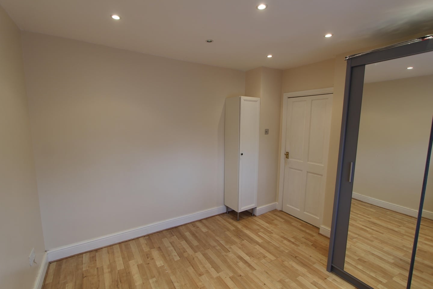 New Addington, Croydon - Room in a Shared House, Dunley Drive, CR0 - To ...