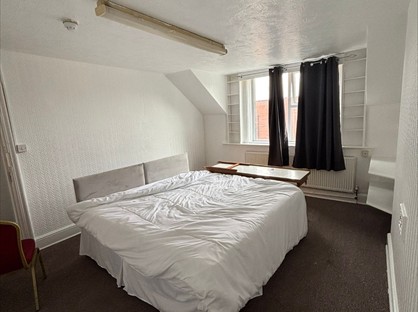12 Bed Semi-Detached House, Pelham Avenue, NG5