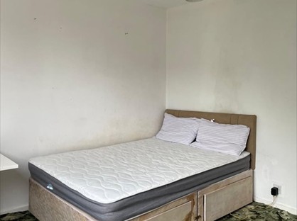 Room in a Shared House, Ballantyne Road, GU14