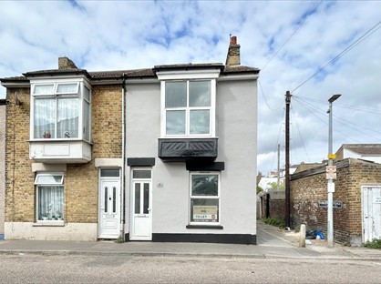 3 Bed Semi-Detached House, Richmond Street, ME12