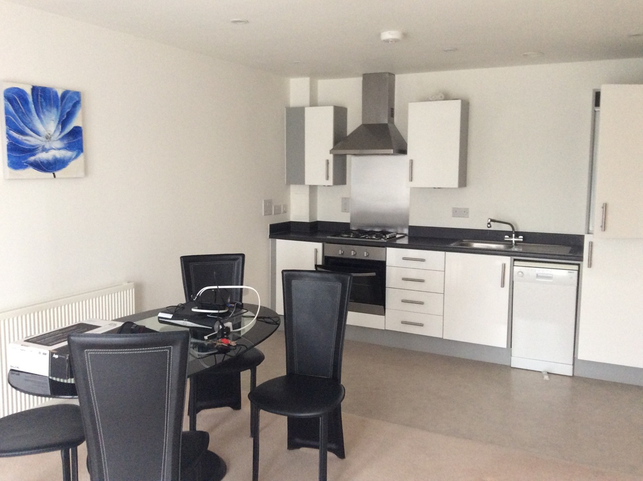 1 Bed Flat, Tay Road, RG30