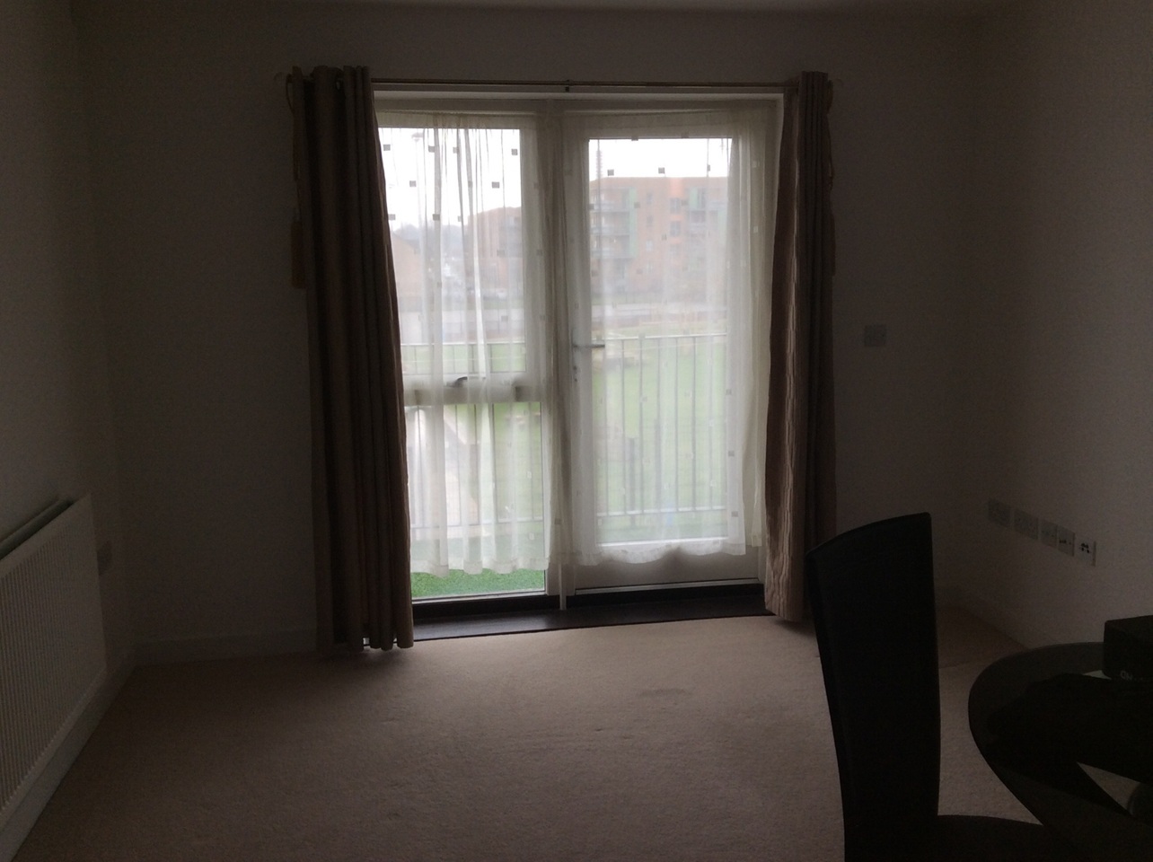 1 Bed Flat, Tay Road, RG30 photo 2