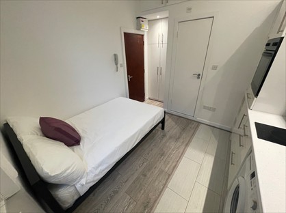 1 Bed Flat, Rufford Street, N1