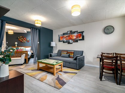 1 Bed Flat, King's Cross Road, WC1X