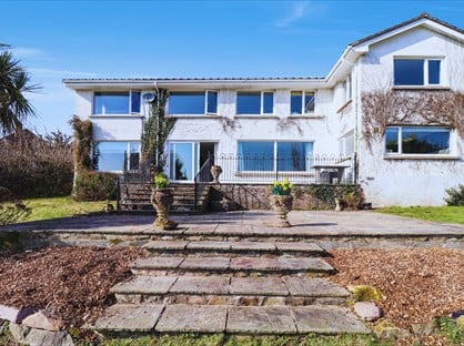 4 Bed Detached House, East Street, EX36