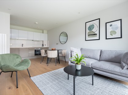 2 Bed Flat, Exhibition Way, HA9