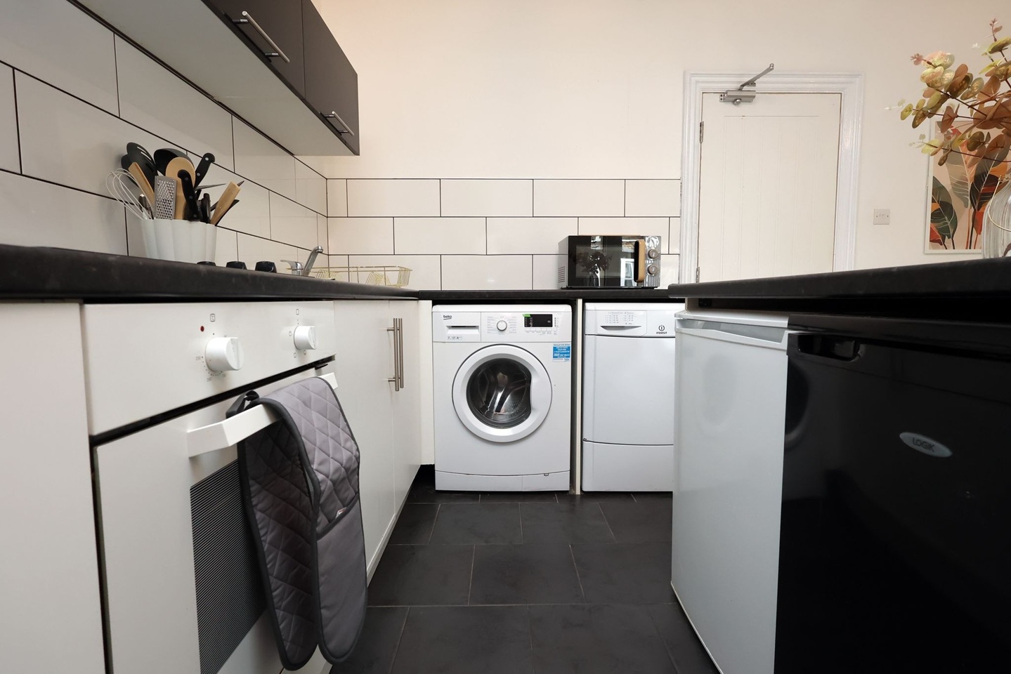 Additional image 16 of 1 Bed Flat, Connaught Road, CF24, N1 7GU