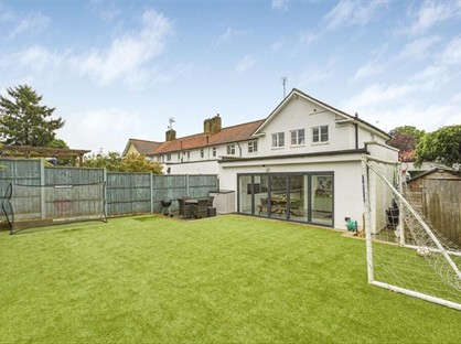 3 Bed End Terrace, Attimore Road, AL8