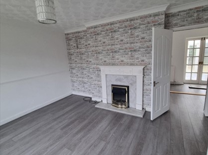 3 Bed Semi-Detached House, Vale Avenue, M27