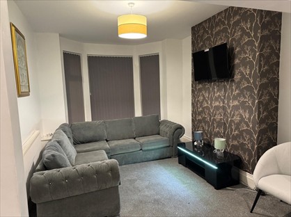 Room in a Shared House, Manchester, M8