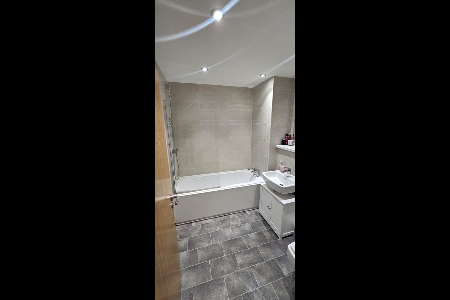 Additional image 4 of 2 Bed Flat, Silkhouse Court, L2, N1 7GU