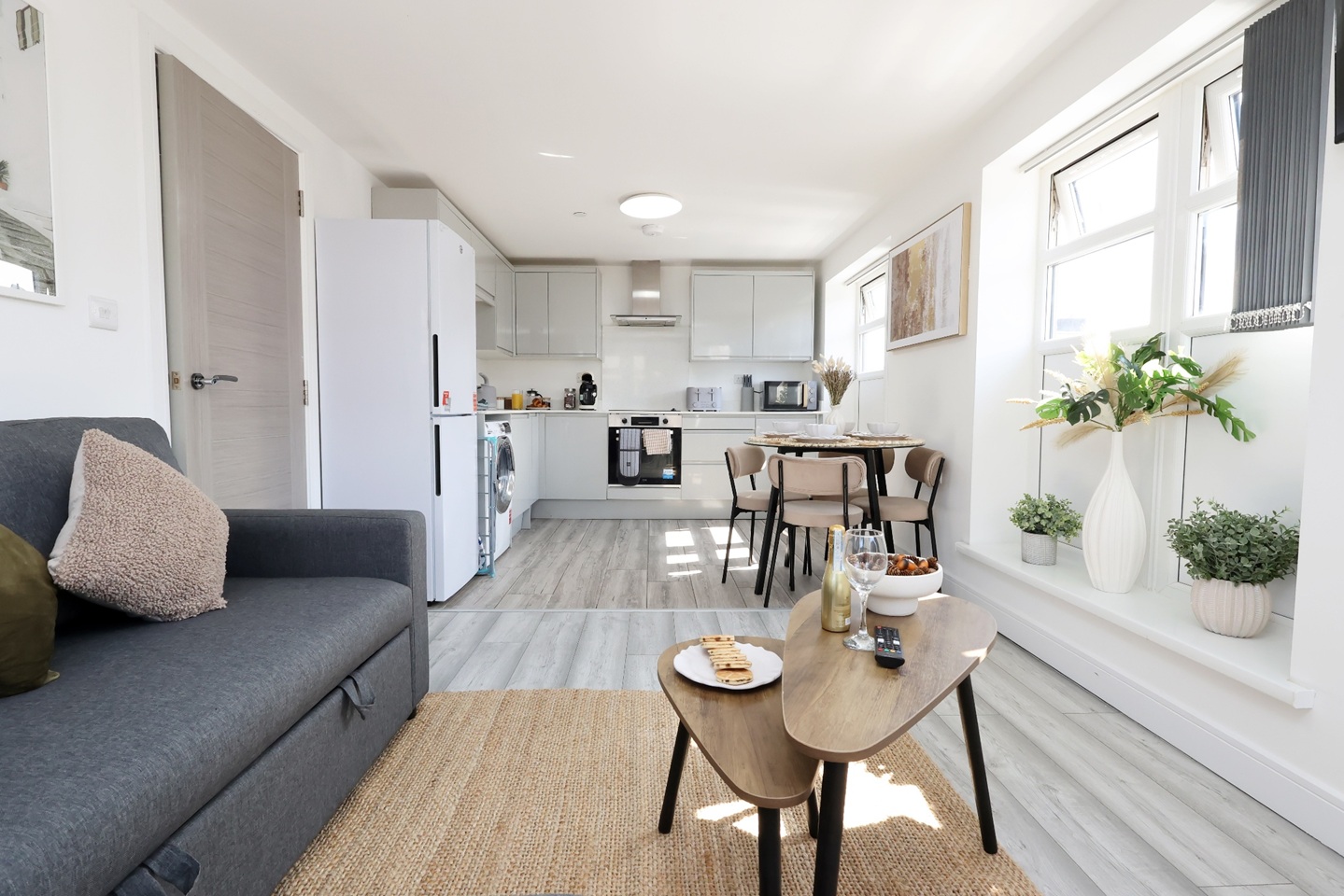 Additional image 13 of 2 Bed Flat, Broadway, CF24, N1 7GU