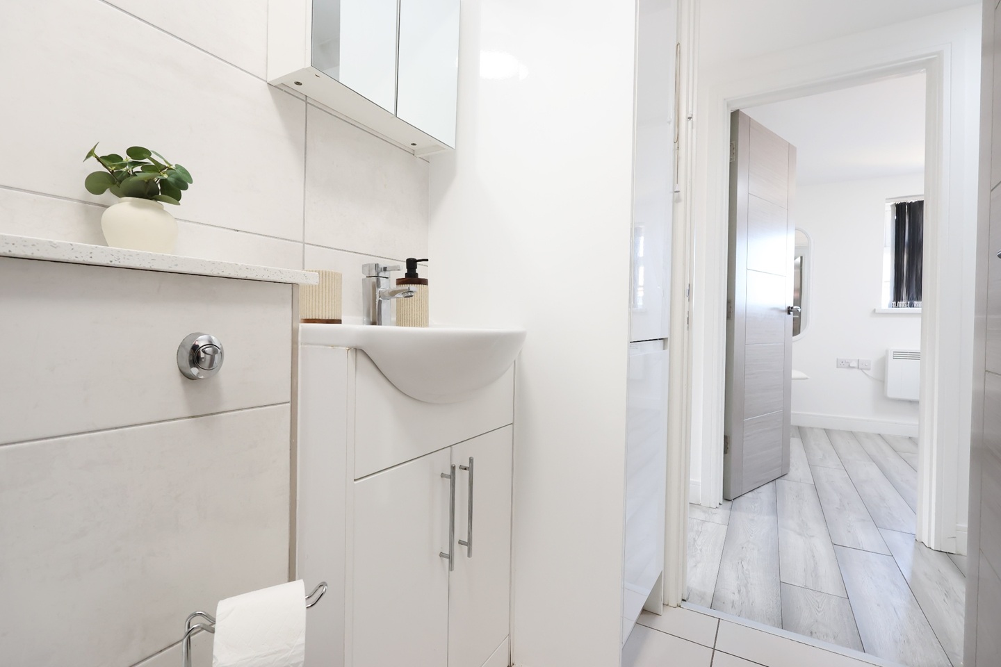 Additional image 30 of 2 Bed Flat, Broadway, CF24, N1 7GU