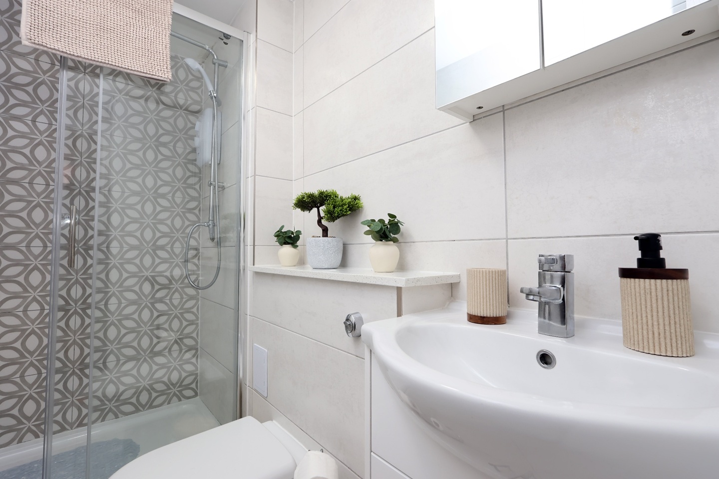 Additional image 65 of 2 Bed Flat, Broadway, CF24, N1 7GU