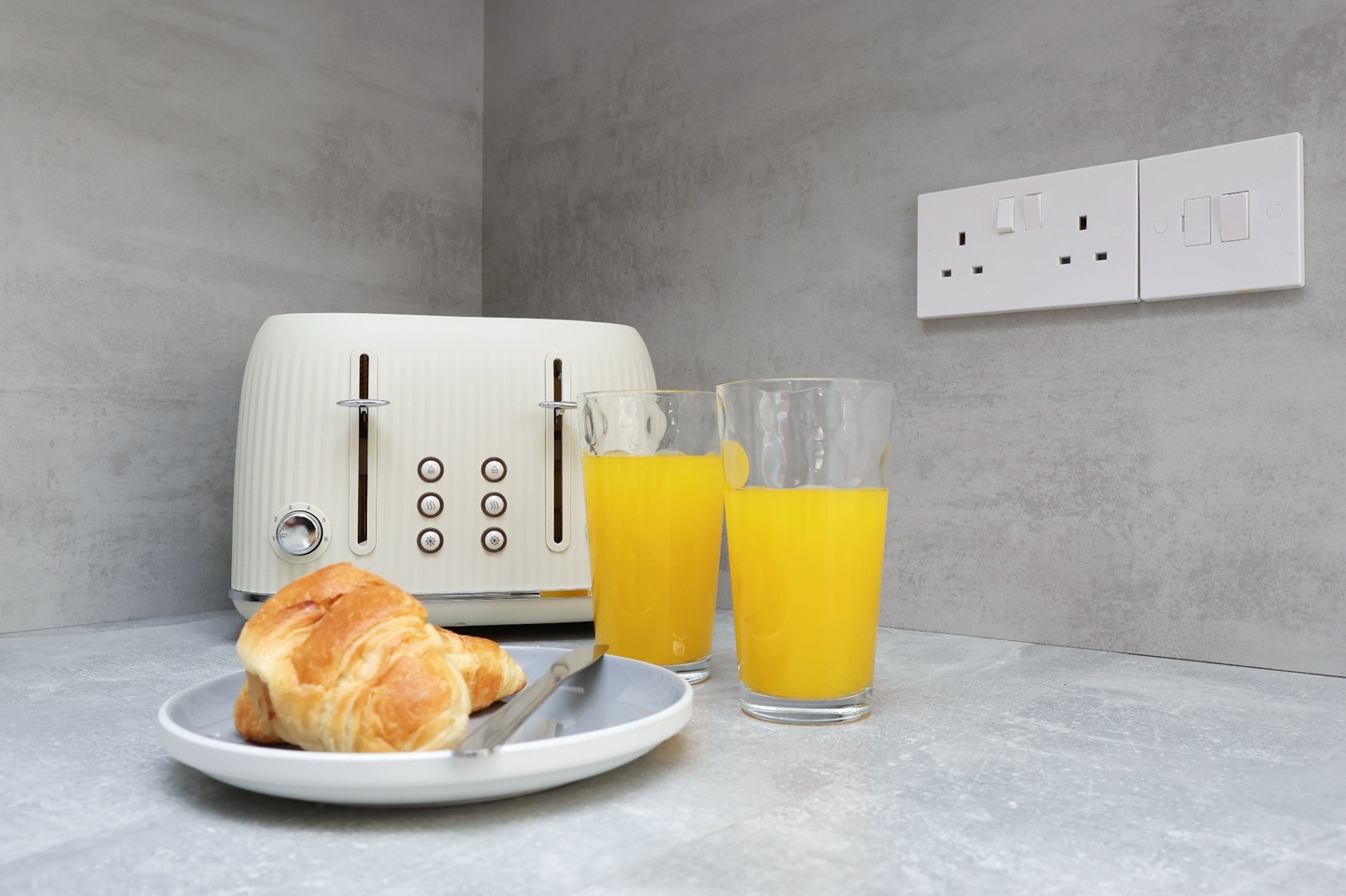 Additional image 6 of 2 Bed Terraced House, Treorchy Street, CF24, N1 7GU