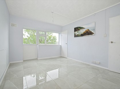 1 Bed Flat, The Hendre Flats, NP23
