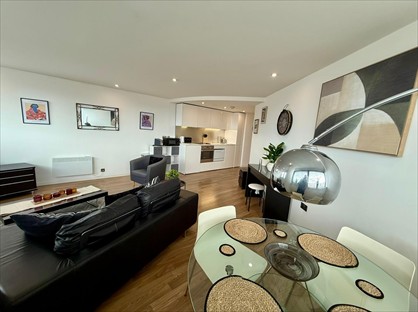 2 Bed Flat, Water Lane, LS11