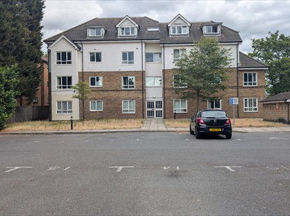 2 Bed Flat, Moorbeck Court, SE25