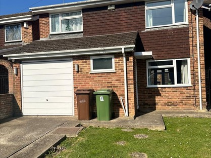 4 Bed Detached House, Moor Park Close, ME8