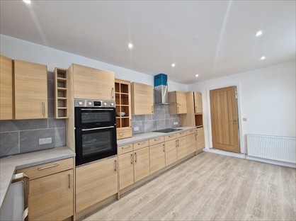 4 Bed End Terrace, Lower Seedley Road, M6