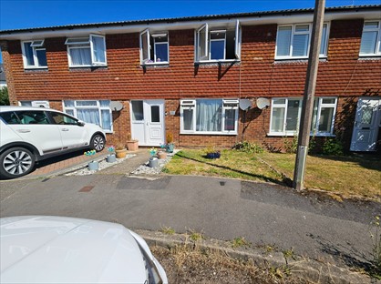 3 Bed Terraced House, Montague Way, BN24