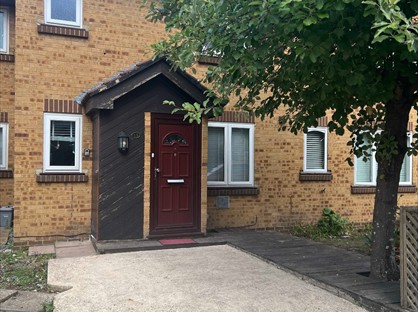 1 Bed Semi-Detached House, Albany Park, SL3