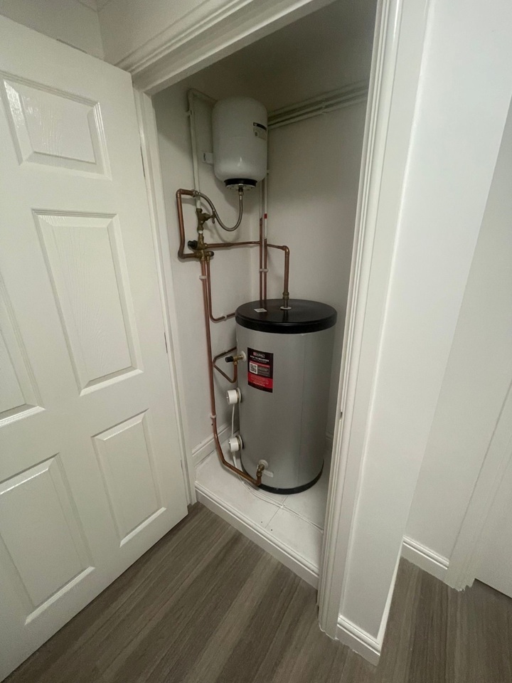 Additional image 8 of 2 Bed Flat, Fairhope Court, M6, N1 7GU