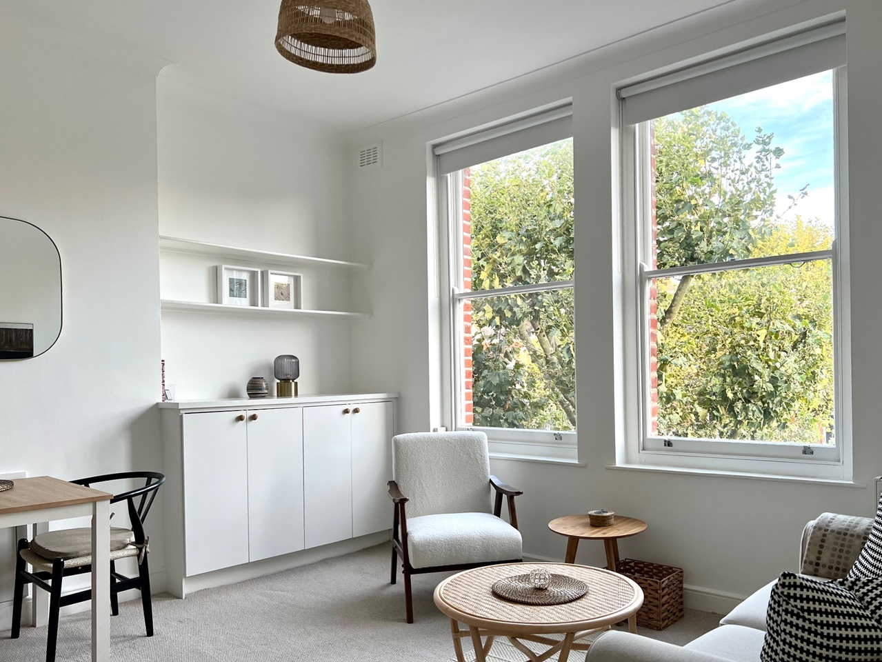 1 Bed Flat, Sutherland Avenue, W9 photo 2