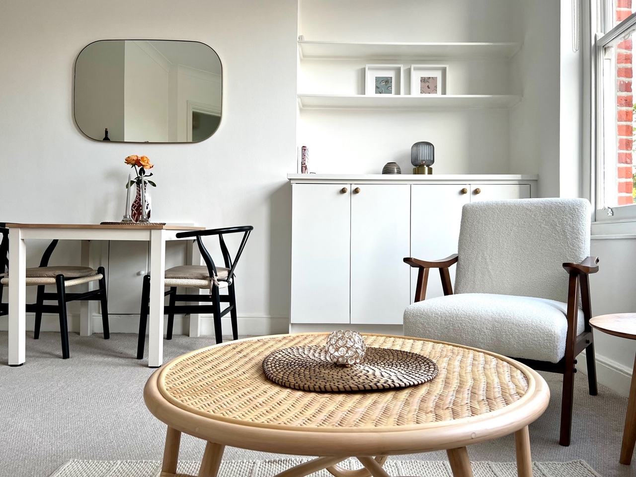 1 Bed Flat, Sutherland Avenue, W9 photo 3