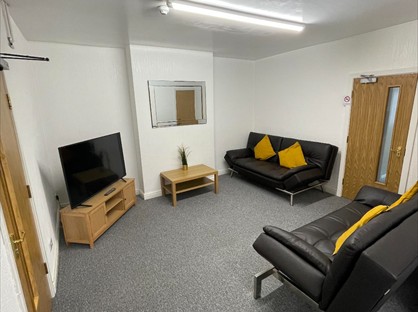 Room in a Shared House, Hants Lane, L39