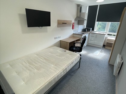 Studio Flat, Regent Road, LE1