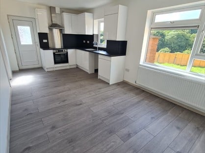 3 Bed Semi-Detached House, Turners Close, S74