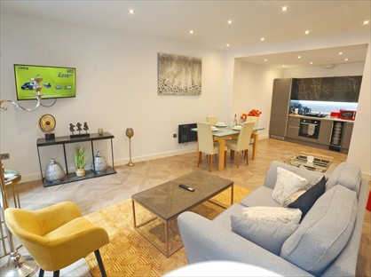 2 Bed Flat, Blackfriars Road, M3