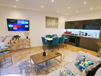 3 Bed Flat, Blackfriars Road, M3