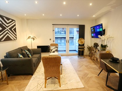 2 Bed Flat, Blackfriars Road, M3