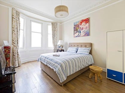 2 Bed Flat, Edinburgh, EH7