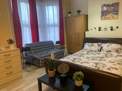 Studio Flat, Upper Flr, N8