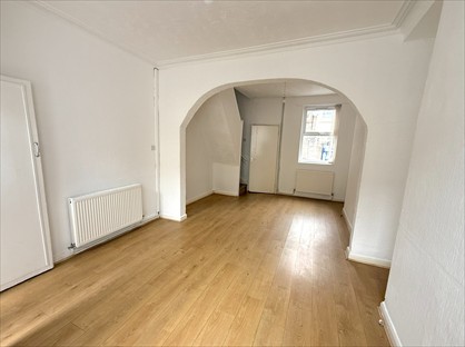 2 Bed Terraced House, Renfrew Street, L7
