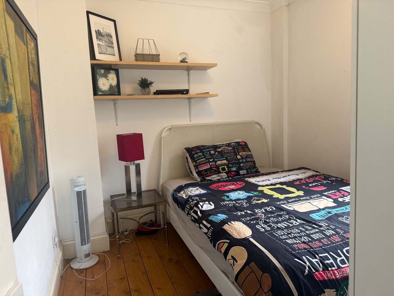 1 Bed Flat, Brick Lane, E1 photo 5