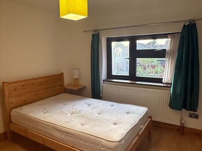 Room in a Shared House, Taplow, SL6