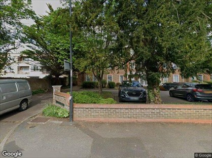 2 Bed Flat, Somersham, SL6